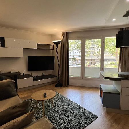 Appartement T2 / La Defense Курбьовоа Екстериор снимка
